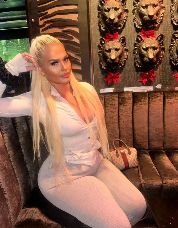 Snow Bunny xox